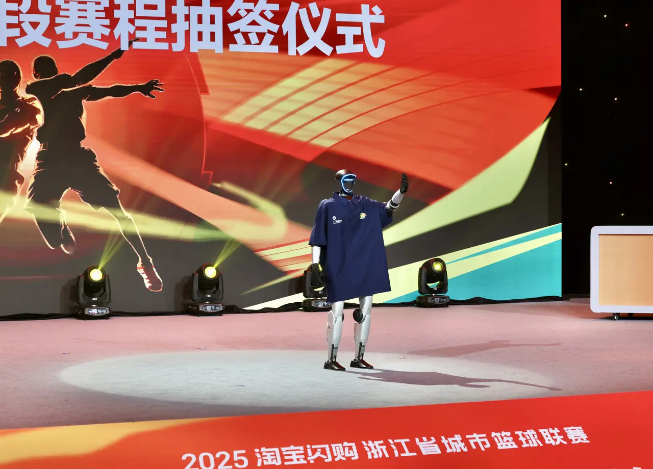 揭幕战就是